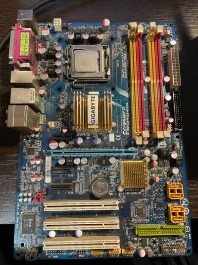 Лот: 20984652. Фото: 1. Gigabyte GA-P35-DS3L + E6600... Материнские платы