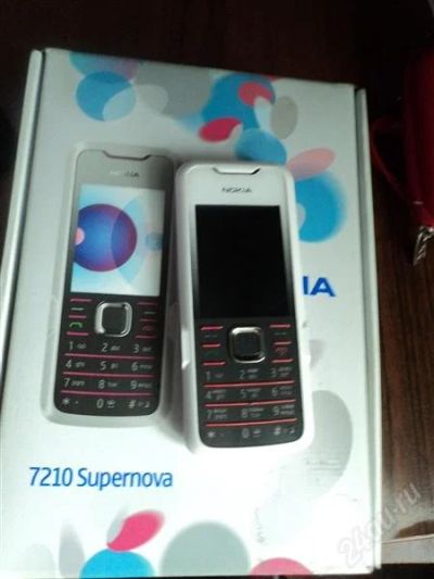 Лот: 2471135. Фото: 1. Nokia 7210 Supernova GUM PINK. Кнопочные мобильные телефоны