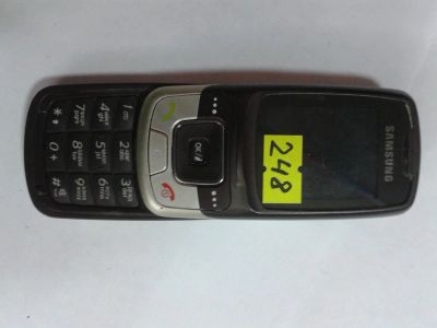 Лот: 6242112. Фото: 1. Сотовый телефон Samsung с300 C300... Кнопочные мобильные телефоны