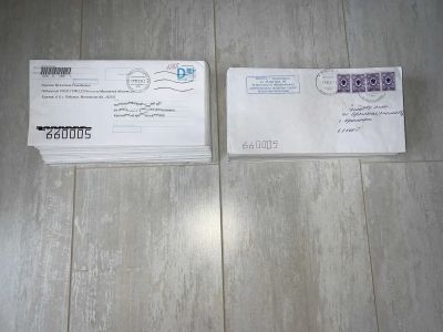 Лот: 18395661. Фото: 1. 100 почтовых конвертов б/у. Почтовые и канцелярские конверты, пакеты