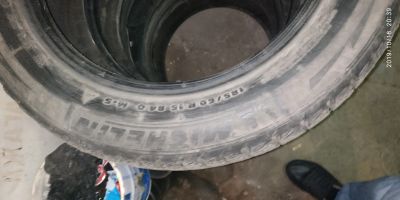 Лот: 14833458. Фото: 1. Липучка Michelin 185/60R15 4шт... Шины
