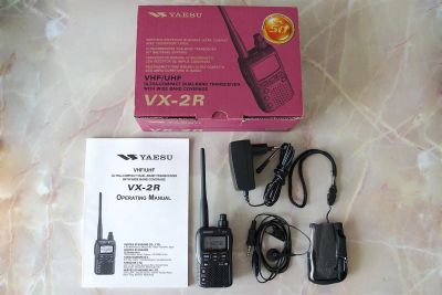 Лот: 3207002. Фото: 1. Любительская радиостанция Yaesu... Рации, радиостанции