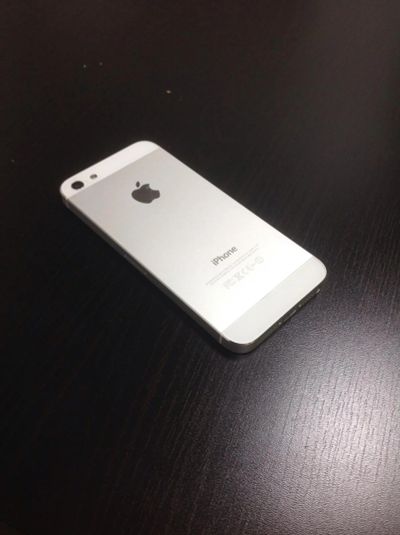 Лот: 6597839. Фото: 1. iPhone 5 16gb. Смартфоны