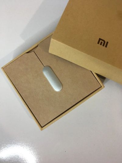 Лот: 14796611. Фото: 1. Фитнес-браслет Xiaomi band 1. Смарт-часы, фитнес-браслеты, аксессуары