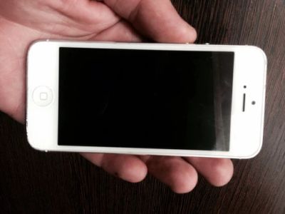 Лот: 5468808. Фото: 1. iPhone 5 16gb. Смартфоны