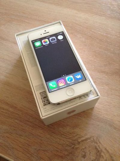 Лот: 7682852. Фото: 1. Iphone 5. Смартфоны