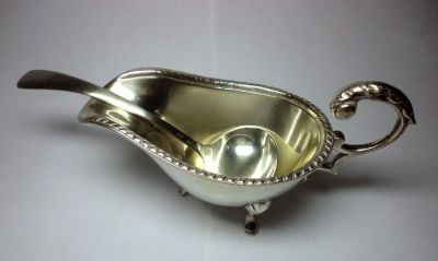 Лот: 6474798. Фото: 1. Соусник с ложкой. Предметы сервировки