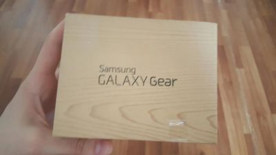 Лот: 7717386. Фото: 1. Samsung Galaxy Gear (White). Смарт-часы, фитнес-браслеты, аксессуары