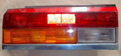 Лот: 7008712. Фото: 1. Фонарь правый задний Nissan Sanni... Оптика и освещение