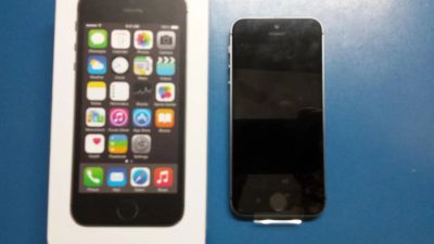 Лот: 5141470. Фото: 1. Apple iPhone 5S 16GB gray. Смартфоны