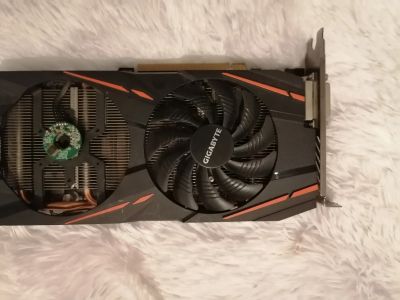Лот: 15210251. Фото: 1. Rx 580 4g gaming gigabyte. Видеокарты
