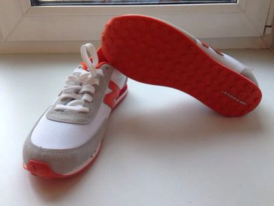 Лот: 4326246. Фото: 1. Классические кроссовки New Balance... Кеды, кроссовки