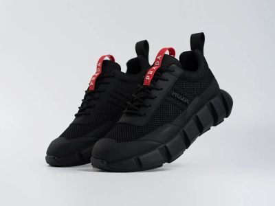 Лот: 25057043. Фото: 1. Кроссовки Prada. Кеды, кроссовки, слипоны