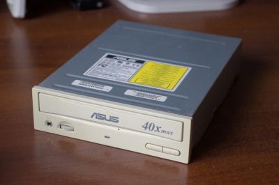 Лот: 6150314. Фото: 1. asus cd s400 a. Приводы CD, DVD, BR, FDD