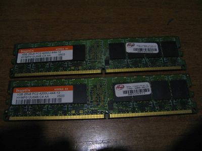 Лот: 3057065. Фото: 1. память ХУНИКС 2х1Gb DDr II. Оперативная память