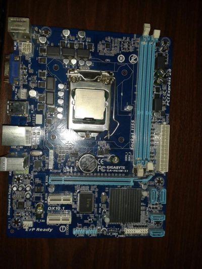 Лот: 5593530. Фото: 1. Материнская плата Gigabyte GA-H61M-S1. Материнские платы