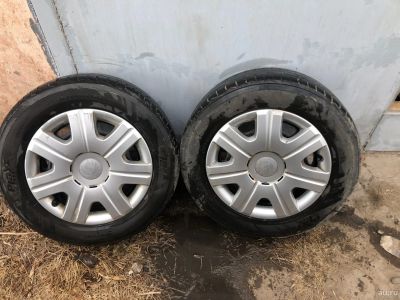 Лот: 17558813. Фото: 1. Bridgestone R14+Штамповки vag... Шины на дисках