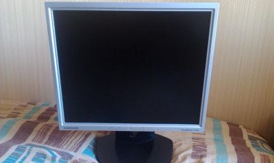 Лот: 4363068. Фото: 1. Монитор Samsung SyncMaster 171N. ЖК-мониторы