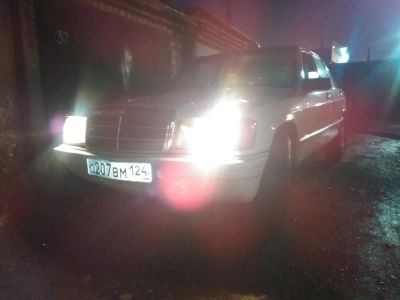 Лот: 8524709. Фото: 1. Mercedes-Benz E190. Автомобили