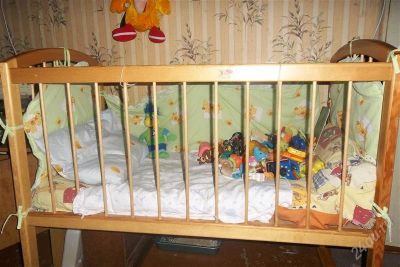 Лот: 2478296. Фото: 1. детская кроватка-качалка+бортики. Детские кровати и кроватки
