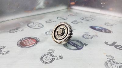 Лот: 23583889. Фото: 1. Шестерня балансирного вала BMW... Двигатель и элементы двигателя