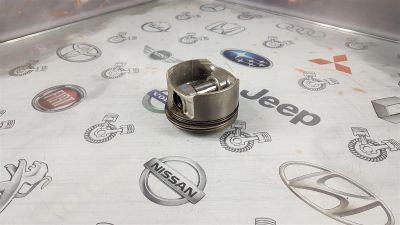 Лот: 23590996. Фото: 1. Поршень Volvo S60 B5244S 274141. Двигатель и элементы двигателя