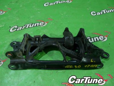 Лот: 10617980. Фото: 1. петля на дверь FL toyota soarer... Кузов