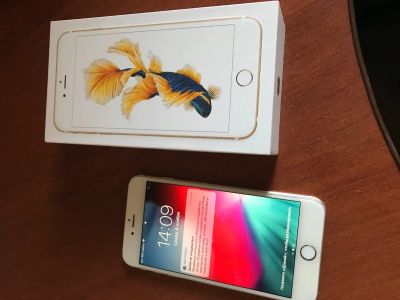 Лот: 11374146. Фото: 1. Iphone 6s plus 16 gb. Смартфоны
