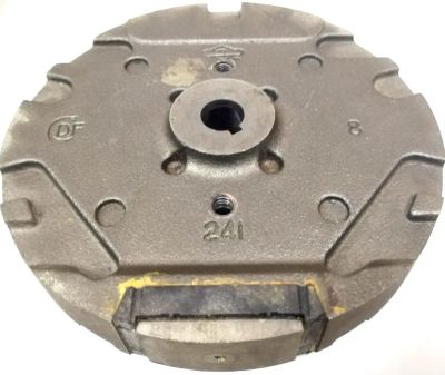 Лот: 24636870. Фото: 1. Маховик B&S Vanguard 6.5. Запчасти