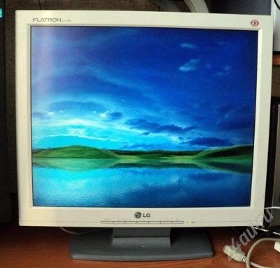 Лот: 673629. Фото: 1. Монитор 17" LG Flatron L1715S. ЖК-мониторы