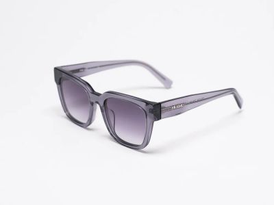 Лот: 24977446. Фото: 1. Очки Prada. Очки солнцезащитные