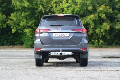 Лот: 19124484. Фото: 1. Фаркоп Toyota Fortuner с 2016... Багажники, боксы, фаркопы