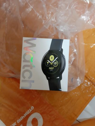Лот: 15301088. Фото: 1. Samsung galaxy watch active. Смарт-часы, фитнес-браслеты, аксессуары