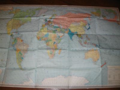 Лот: 15689960. Фото: 1. Политическая карта мира. Карты и путеводители