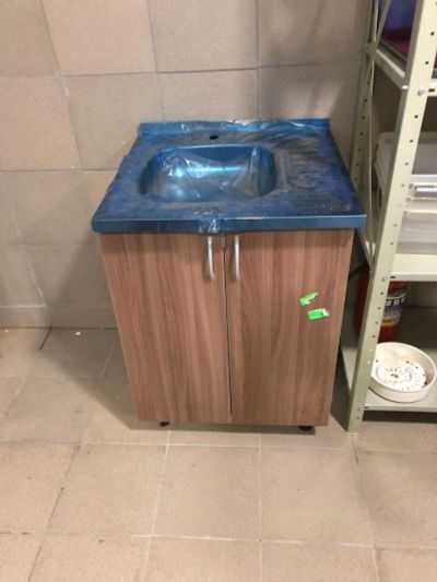 Лот: 11877555. Фото: 1. Продам шкаф с раковиной. Шкафчики и стеллажи