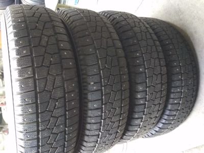 Лот: 10878221. Фото: 1. 235/70R16 104Q Kumho I'Zen Stud... Шины