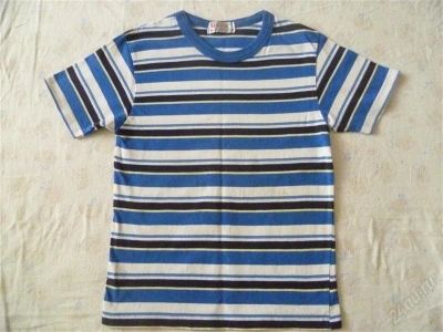 Лот: 2105621. Фото: 1. Футболка на 4-6 лет. Футболки, поло, топы, лонгсливы