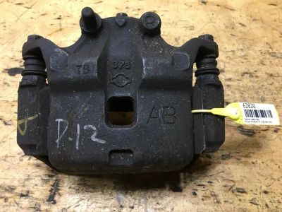 Лот: 19316372. Фото: 1. Суппорт Nissan Primera TP12 QR20DE... Тормозная система