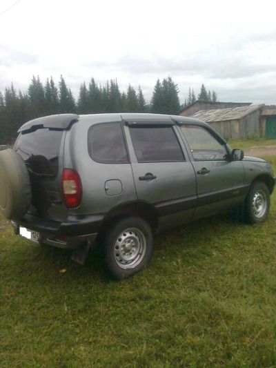 Лот: 4404707. Фото: 1. niva chevrolet. Автомобили