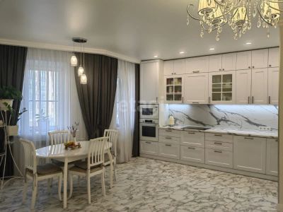 Лот: 25294395. Фото: 1. 3-комн. квартира , Красноярск... Квартиры, студии