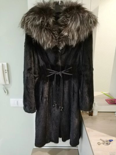 Лот: 15390098. Фото: 1. Шуба норковая с капюшоном из чернобурки. Верхняя одежда
