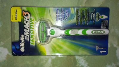 Лот: 6073009. Фото: 1. Gillette Mach3 sensitive +1 кассета. Средства личной гигиены 