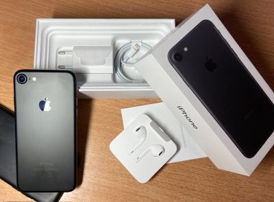 Лот: 15230212. Фото: 1. iPhone 7. Смартфоны