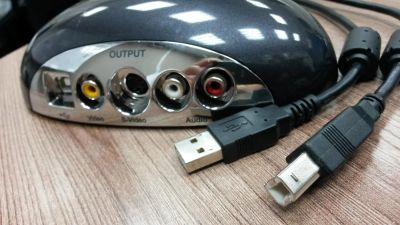 Лот: 4305233. Фото: 1. Плата видеозахвата Pinnacle 710USB. ТВ-тюнеры и карты захвата