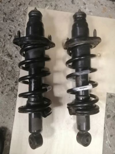 Лот: 17328698. Фото: 1. Стойки подвески задние Honda Civic. Ходовая, подвеска, рулевое управление
