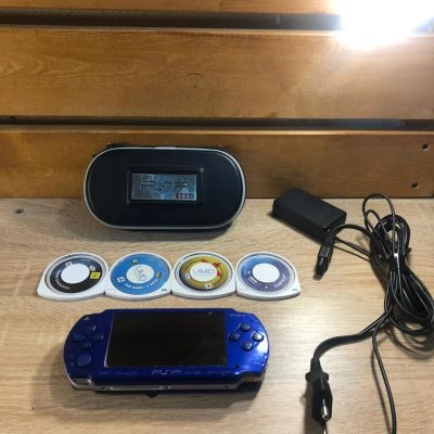 Лот: 17878685. Фото: 1. Игровая приставка PSP - 1000... Игровые приставки, консоли