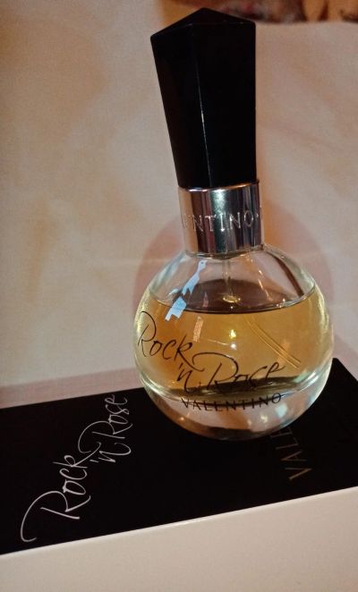 Лот: 17877592. Фото: 1. Edp Valentino Rock'n Rose 30ml... Женская парфюмерия