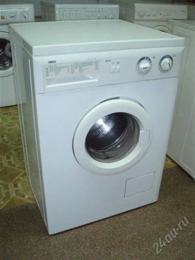 Лот: 2029008. Фото: 1. Стиральная машина Zanussi FLS-872C... Стиральные машины