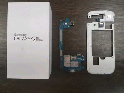 Лот: 11836893. Фото: 1. Материнская плата Samsung GT-I9300I... Микросхемы и платы