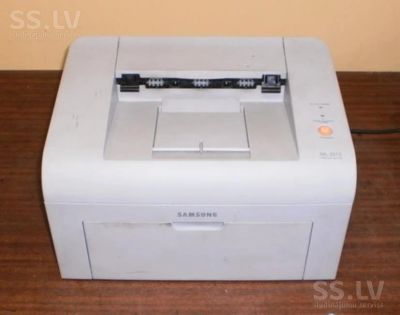 Лот: 6477809. Фото: 1. продам принтер черно-белый samsung... Лазерные принтеры